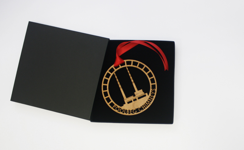 Poolbeg ornament gift box image 1